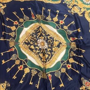 NWOT Silk-Feel Navy & Gold Key Nautical Pattern Scarf with Green Accents